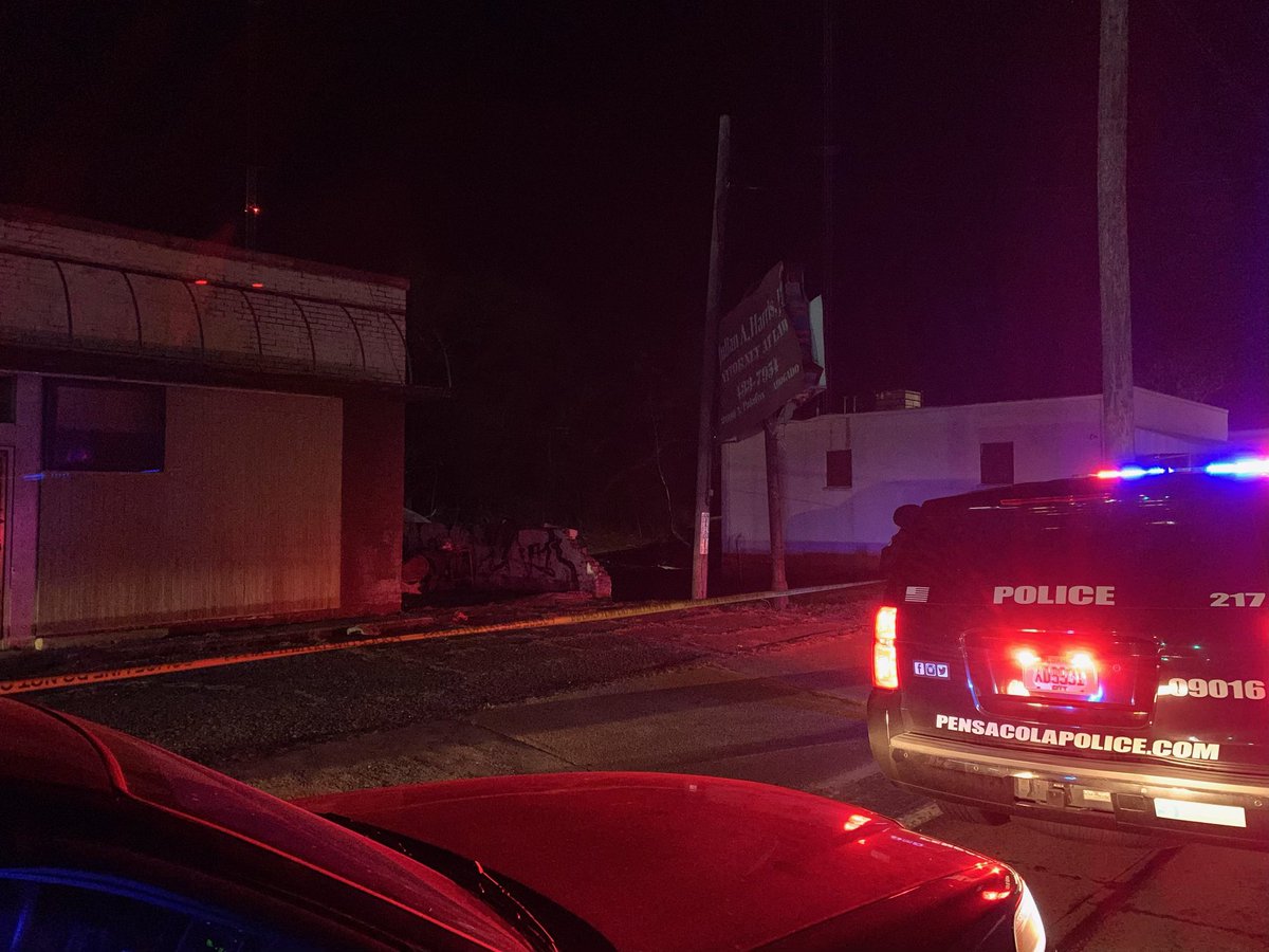 @PensacolaPolice are investigating a homicide on the corner of N. Palafox and West Jordan St. Police say one homeless person is dead and 2 other people were sent to the hospital.Police are questioning witnesses and those involved