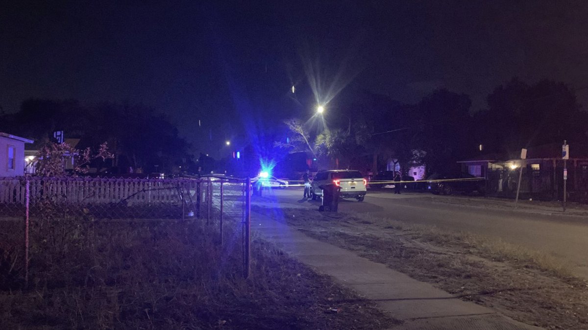 2 teens injured after shooting in St. Petersburg  near 1230 40th Street South