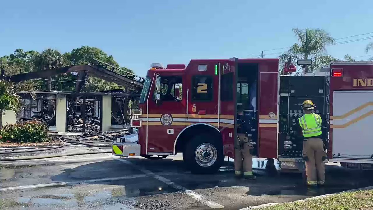 .⁦@indianriverfire⁩ on scene after two businesses destroyed off 21st street in Vero