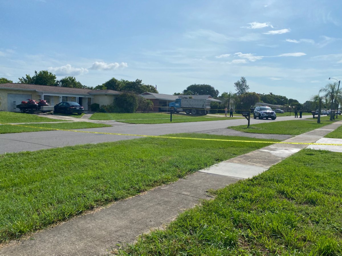 Shooting investigation on Laramore Avenue in Port Charlotte