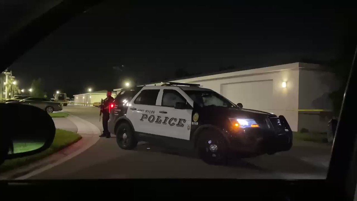 Fort Myers police confirm there was a deadly officer involved shooting at the Vistas at Eastwood Greens apartment complex. This is the scene our reporter and producer woke up to late last night/early this morning. FDLE has been called in to investigate @winknews