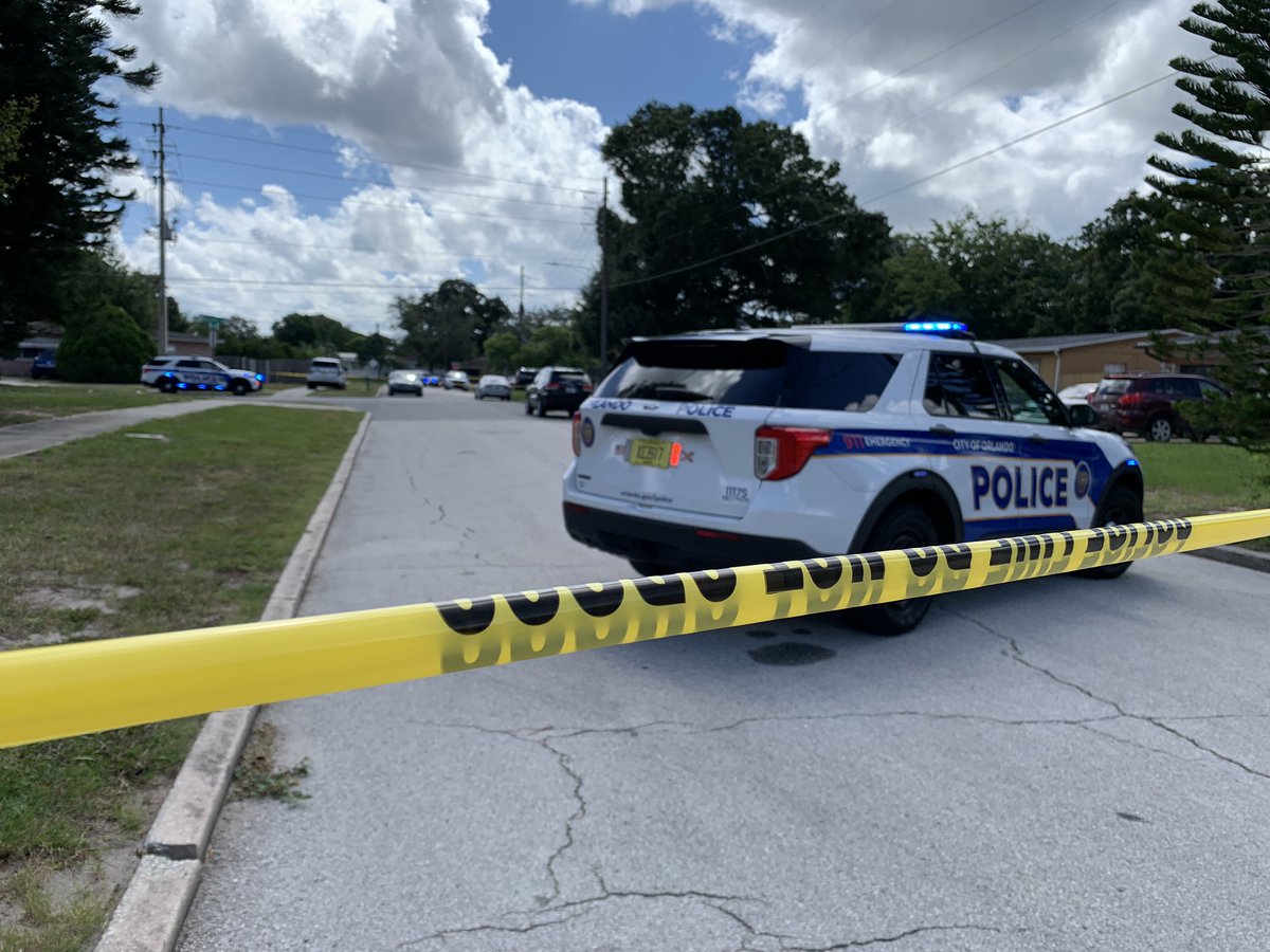 This morning, @OrlandoPolice responded to East San Luis Dr in reference to a shooting. One man in his late twenties, was found dead in the carport. Another man was shot and is expected to survive. A suspect is in custody. This is an active and ongoing investigation