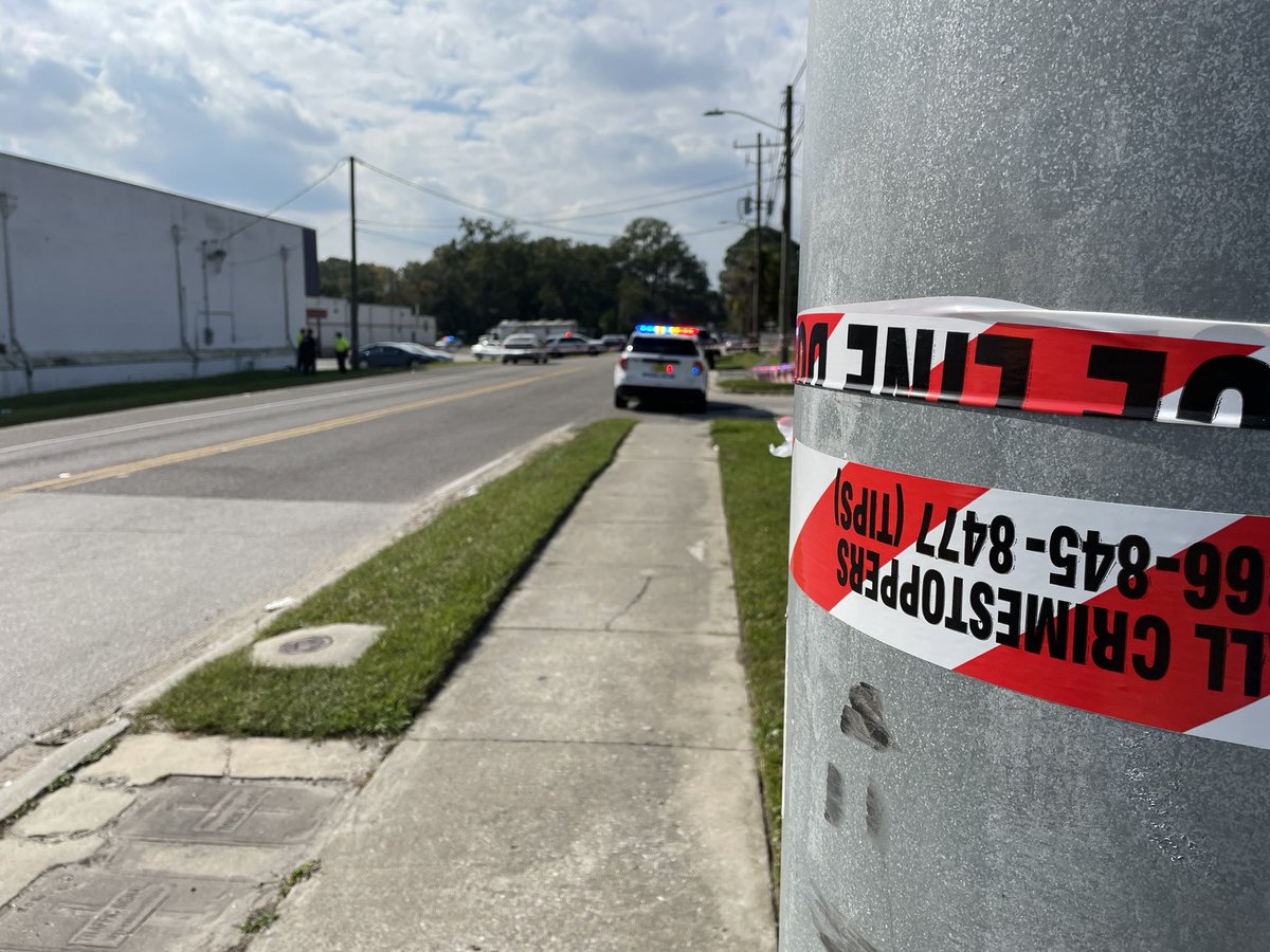 @JSOPIO is investigating an officer-involved shooting on the westside. This is at Broadway and Edgewood Ave.   Police say no officers are hurt.