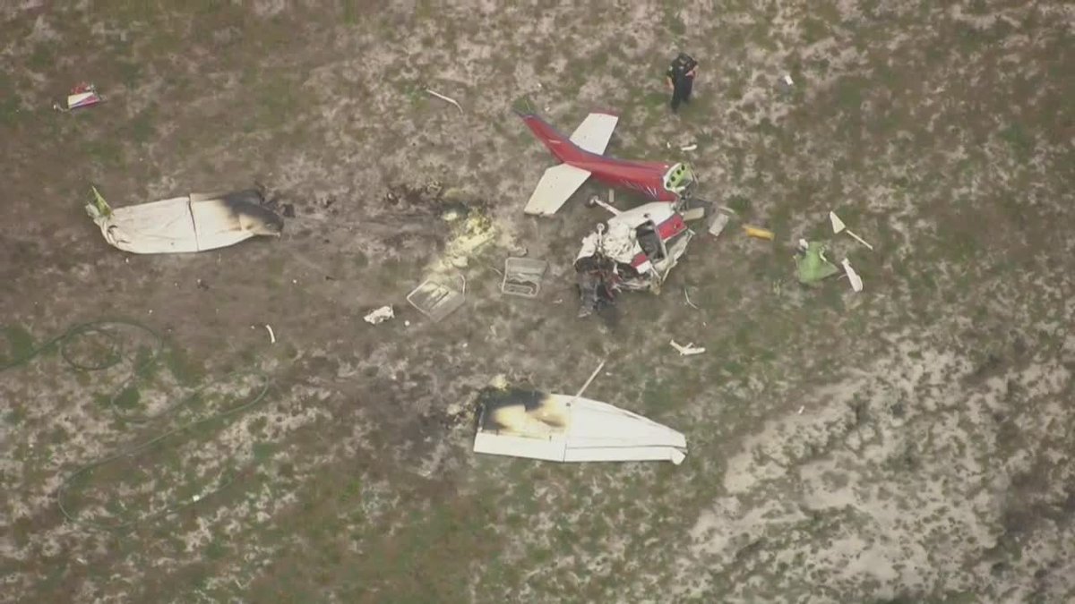 2 killed in plane crash at Palm Beach County Park Airport near Lantana