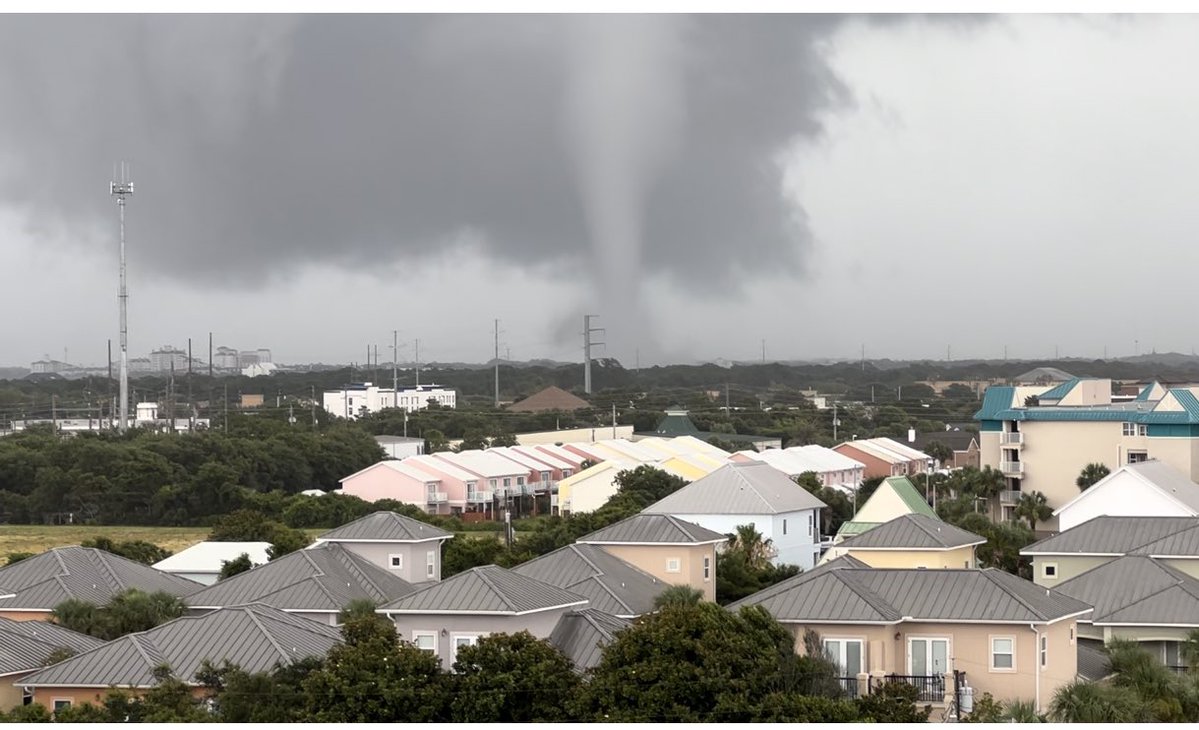 Tornado happened near Sandestin, FL