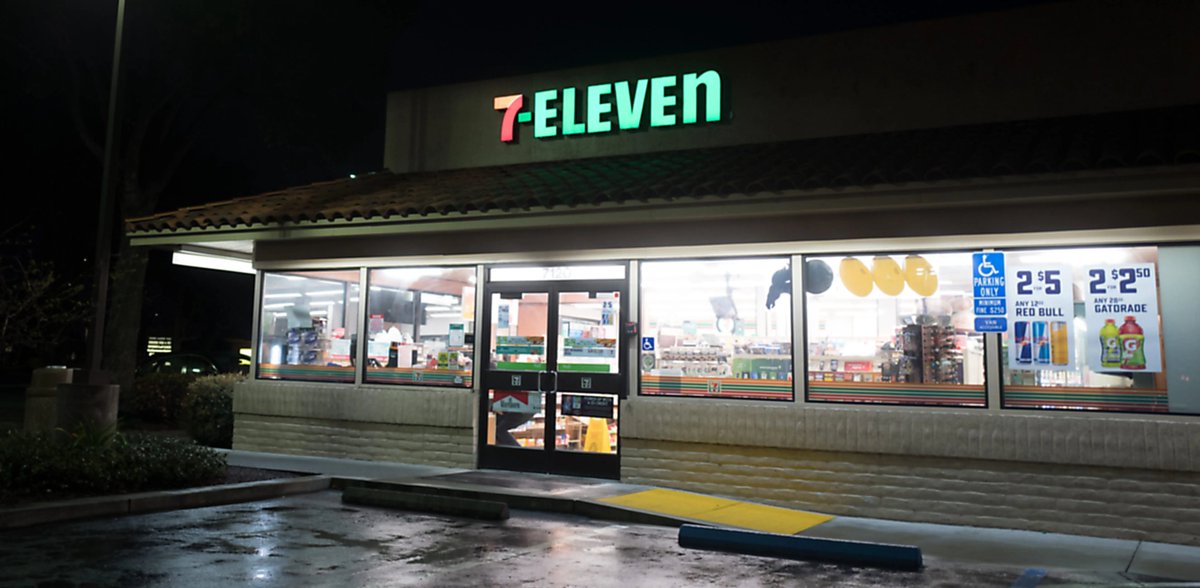 Florida teen accused of threatening to stab 7-Eleven employees after stealing snacks, alcohol