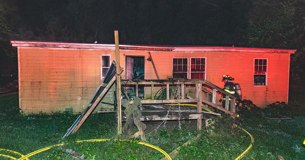 1 dead in Polk City house fire, officials investigating