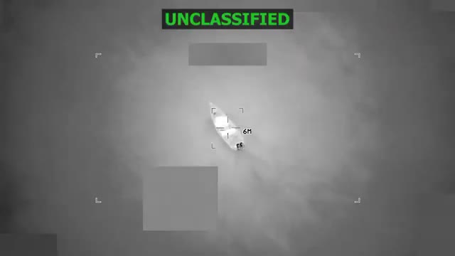 Bij een Amerikaanse aanval op een drugsschip zijn zes vermoedelijke 'narco-militanten' in het Caribisch gebied om het leven gekomen, aldus de Amerikaanse minister van Defensie Pete Hegseth.